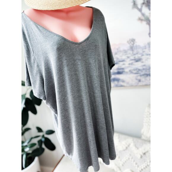 Slow Morning Magic Ultra slouchy + drapey shoulder tunic - Picture 3 of 4